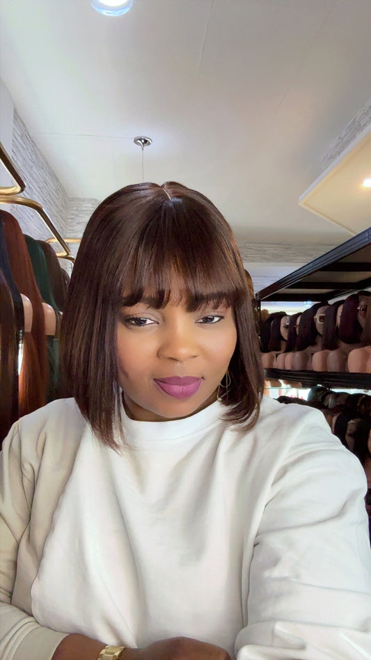 Divine Coup chinois frange marron