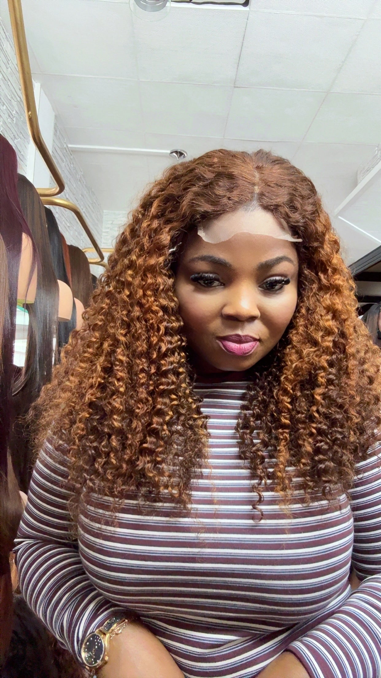 Liora virgin hair sans colle 4x4 closure