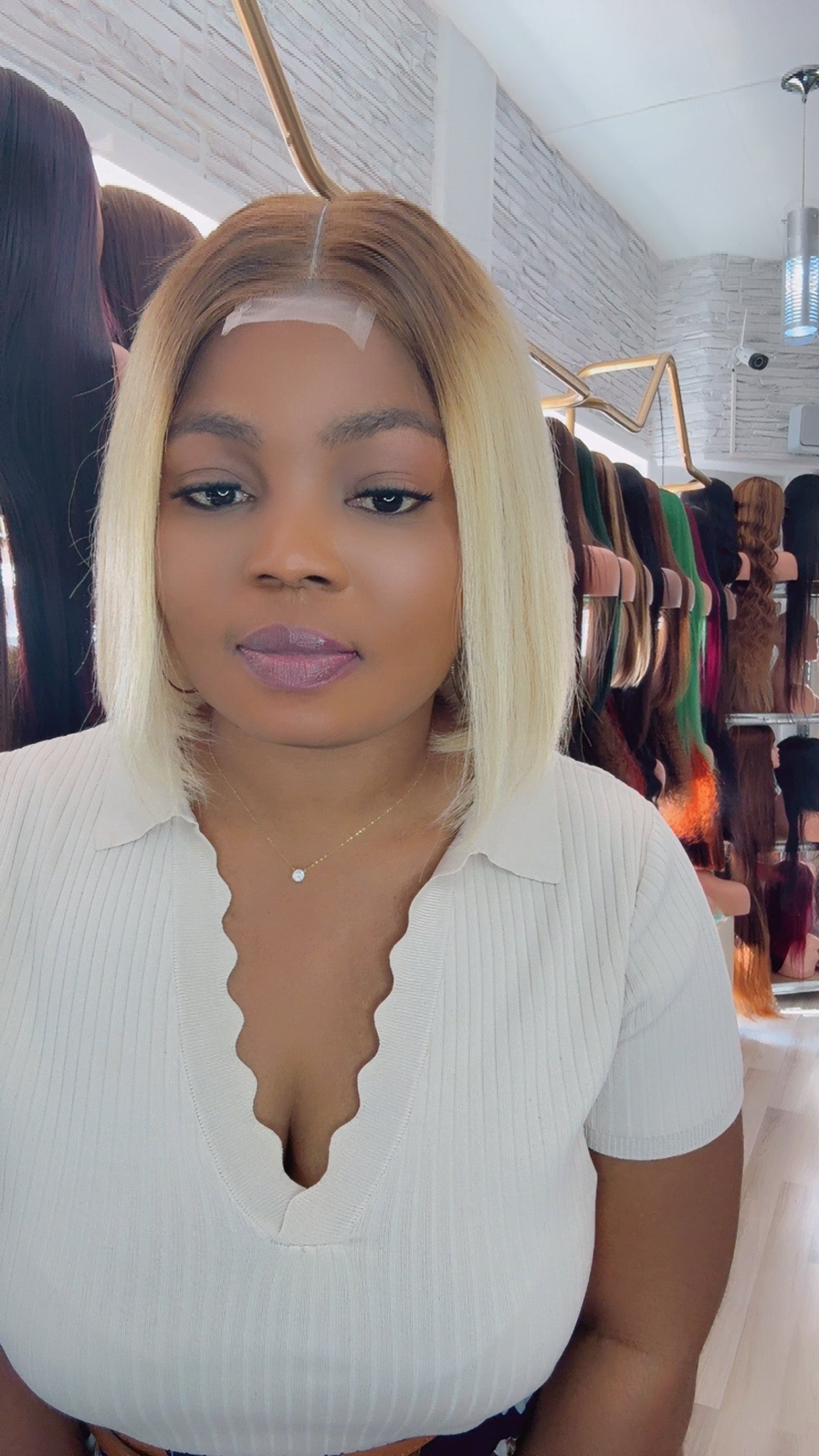 Josi Virgin hair coup carré