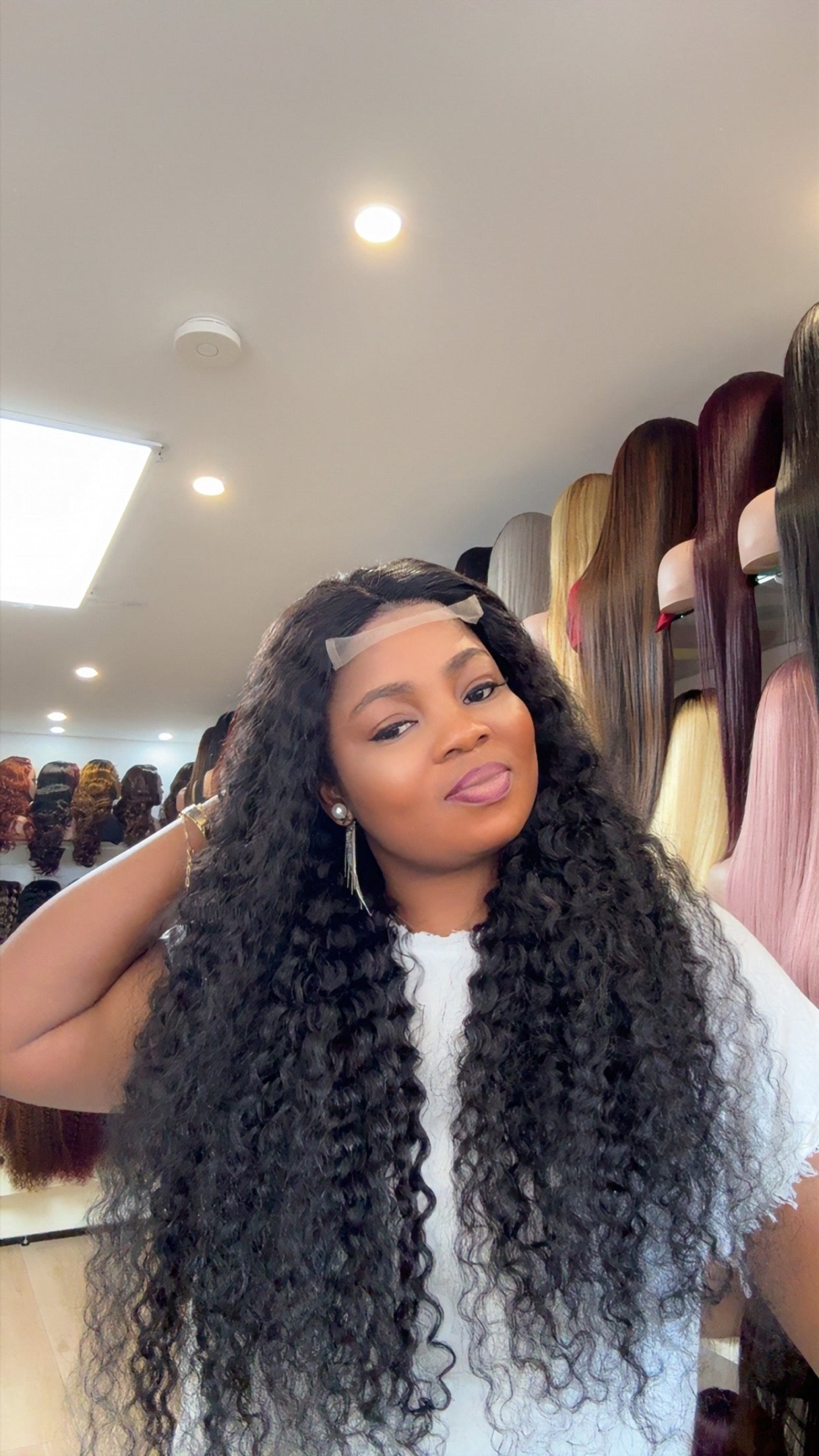 DIVINE ESSENTIELLE URBAINE Humain Virgin Sans colle vrai cheveux 4x4 closure